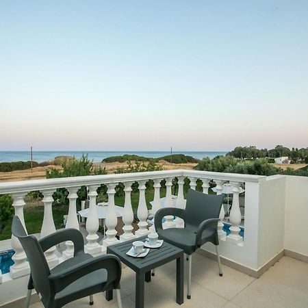 Rita Mare Seafront Villas Heated Pools Gennadi Exterior foto