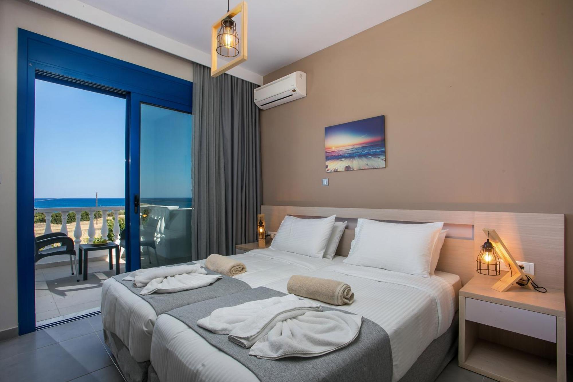 Rita Mare Seafront Villas Heated Pools Gennadi Exterior foto